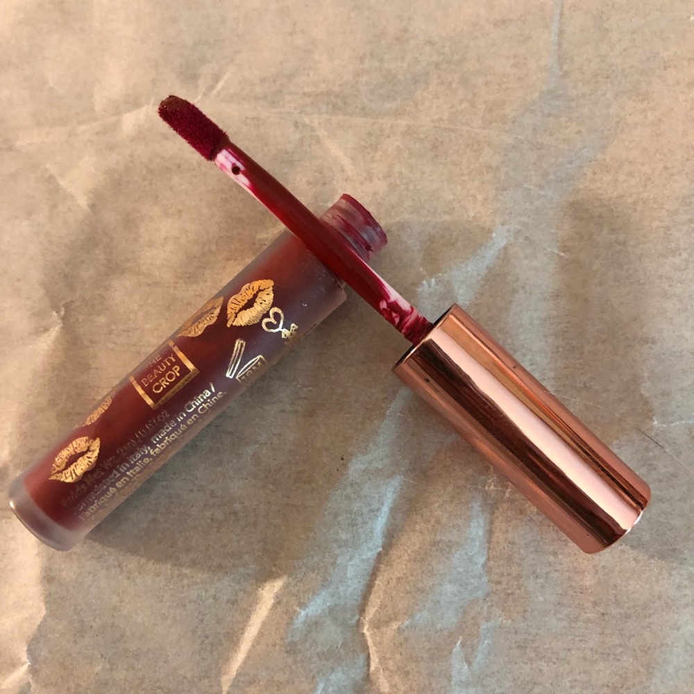 #GRLPWR liquid lipstick in Imma Bawse (warm red)